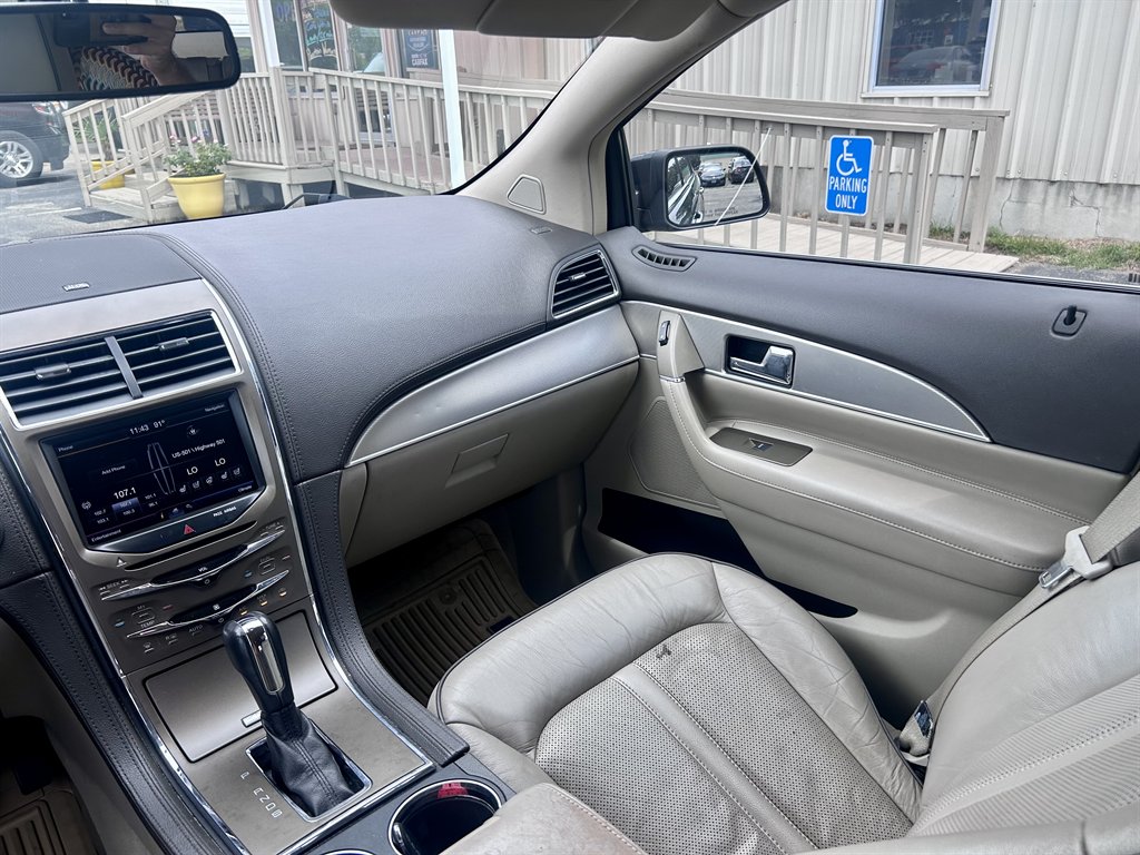 2013 Lincoln MKX - $8,995
