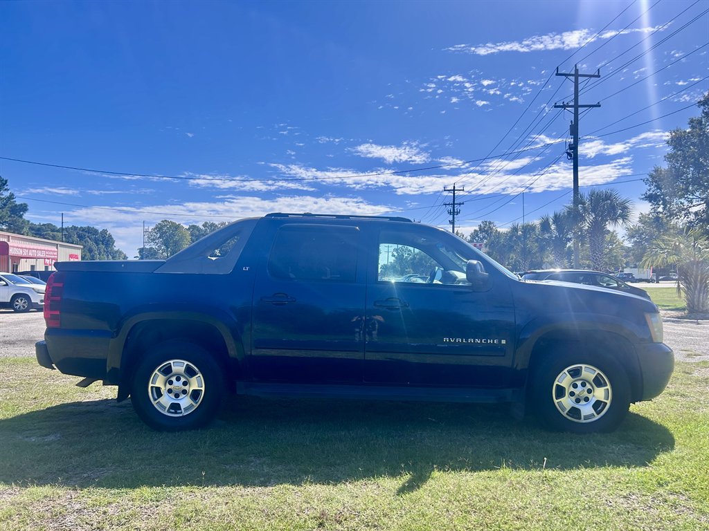 2007 Chevrolet Avalanche - $4,995