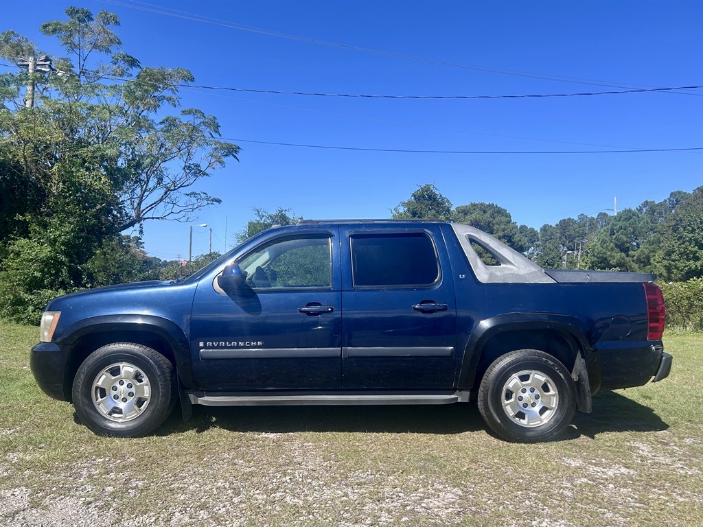 2007 Chevrolet Avalanche - $4,995