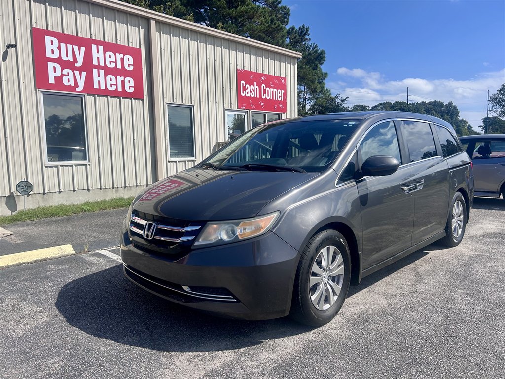2014 Honda Odyssey - $10,995