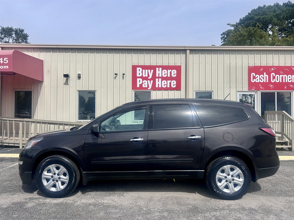 2015 Chevrolet Traverse - $9,995