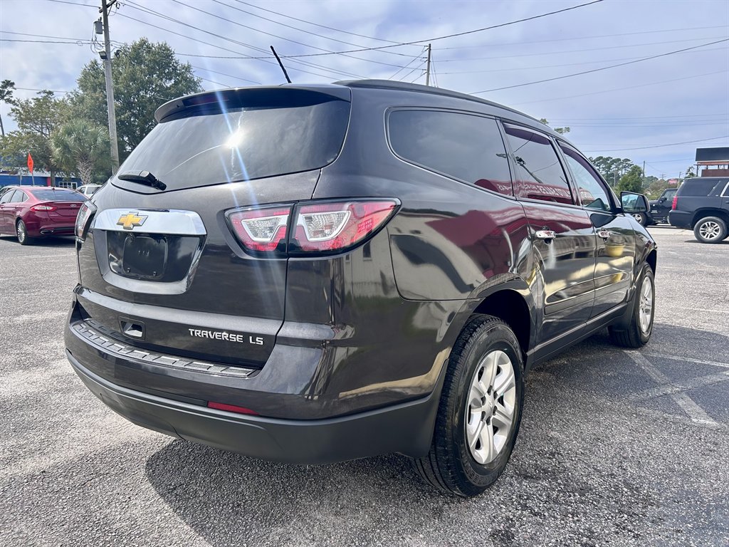 2015 Chevrolet Traverse - $9,995