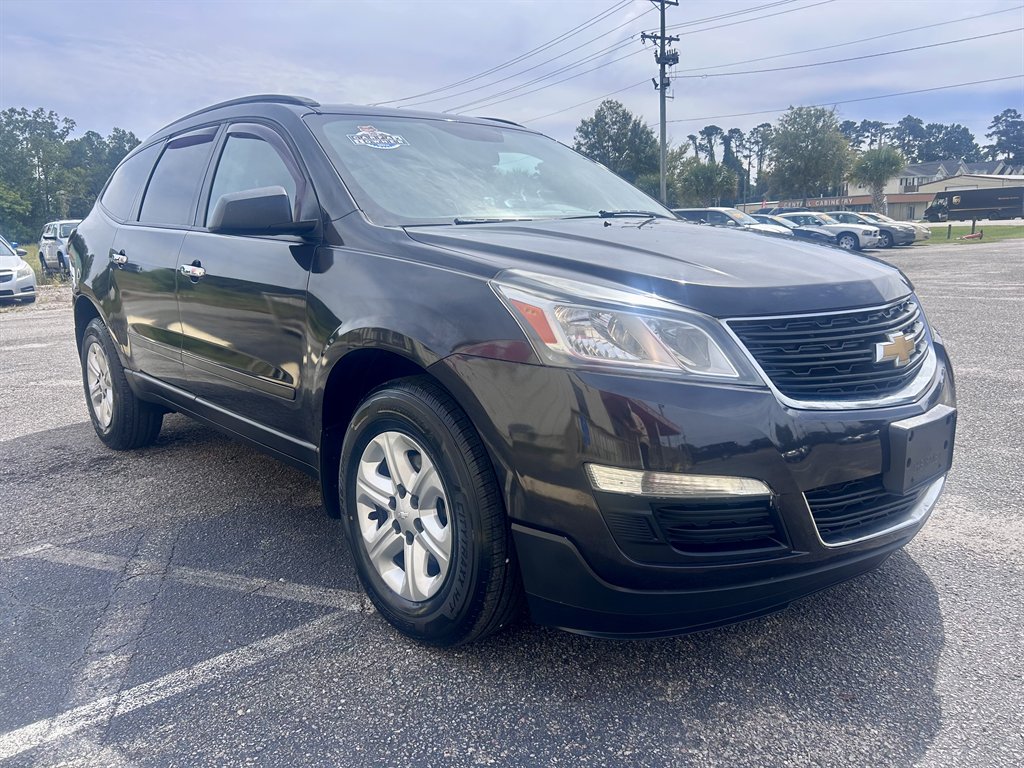 2015 Chevrolet Traverse - $9,995