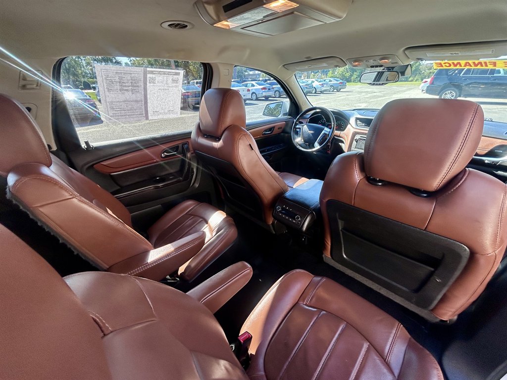 2017 Chevrolet Traverse - $10,995