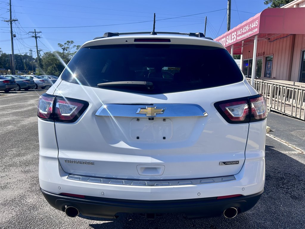 2017 Chevrolet Traverse - $10,995