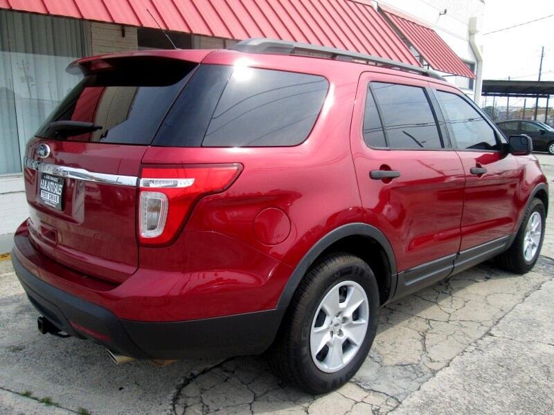 2013 Ford Explorer photo
