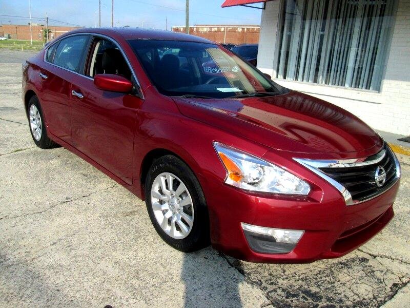 2015 Nissan Altima SV photo