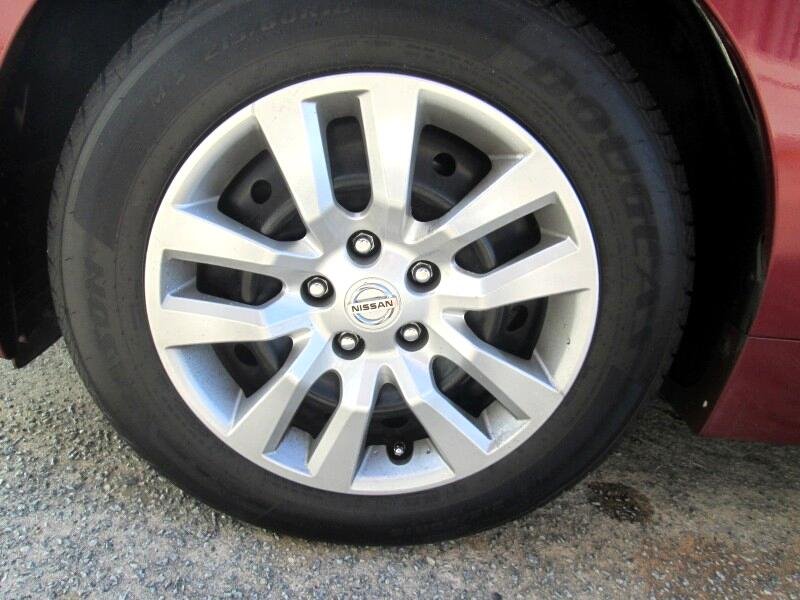2015 Nissan Altima SV photo