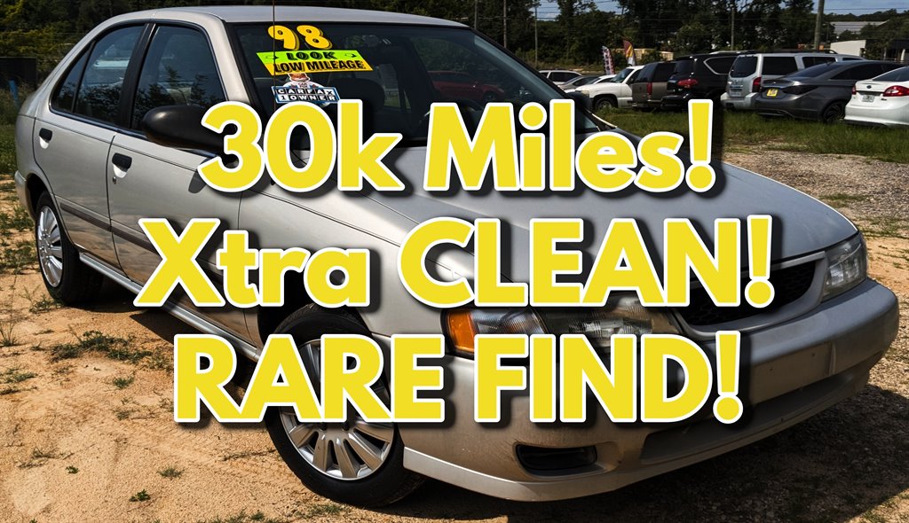 The 1998 Nissan Sentra GXE photos