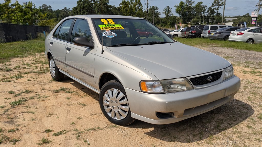 1998 Nissan Sentra GXE photo