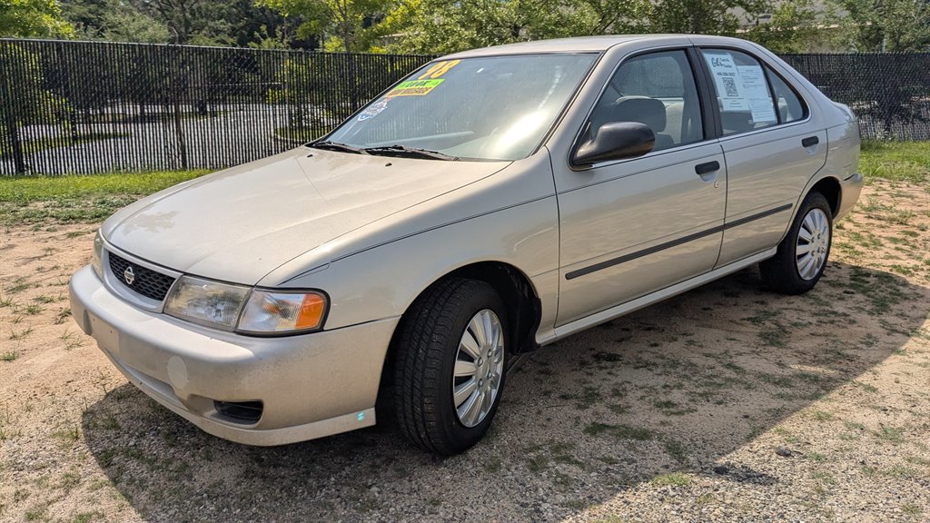 1998 Nissan Sentra GXE photo