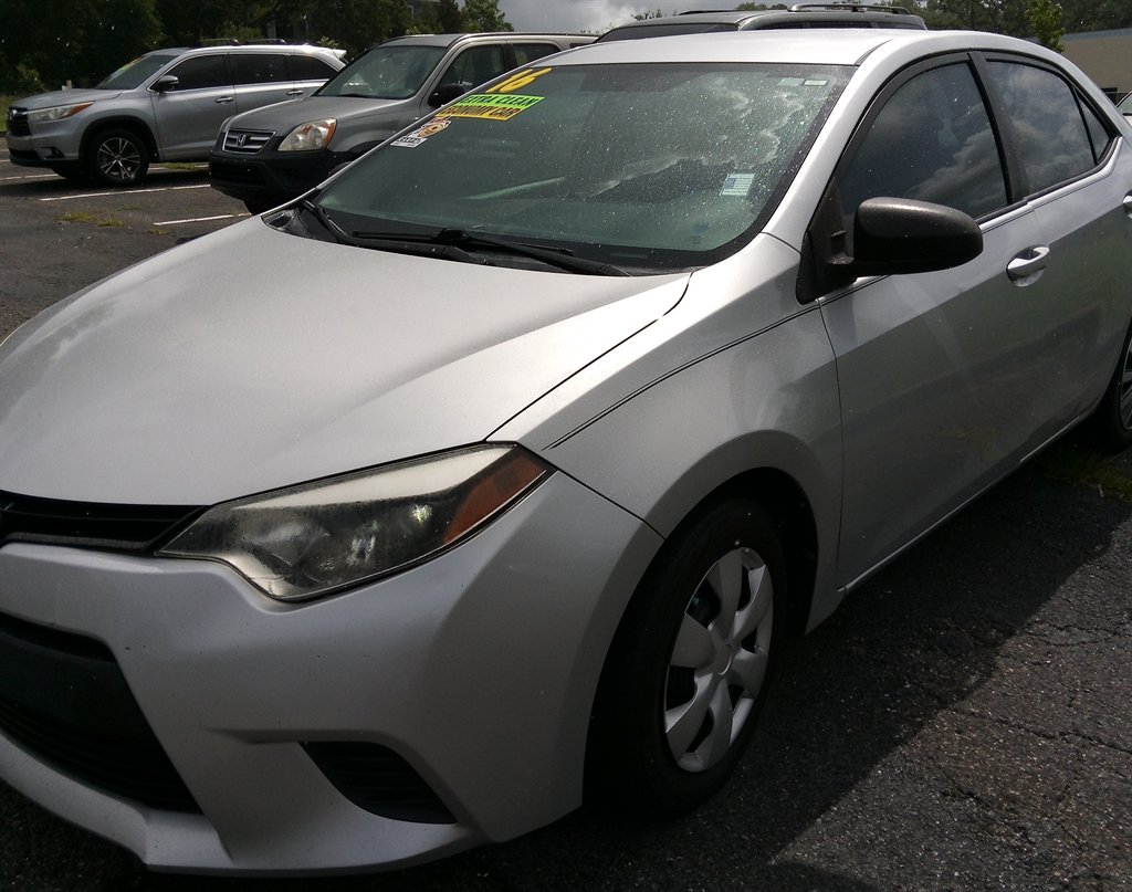 2016 Toyota Corolla - $9,450