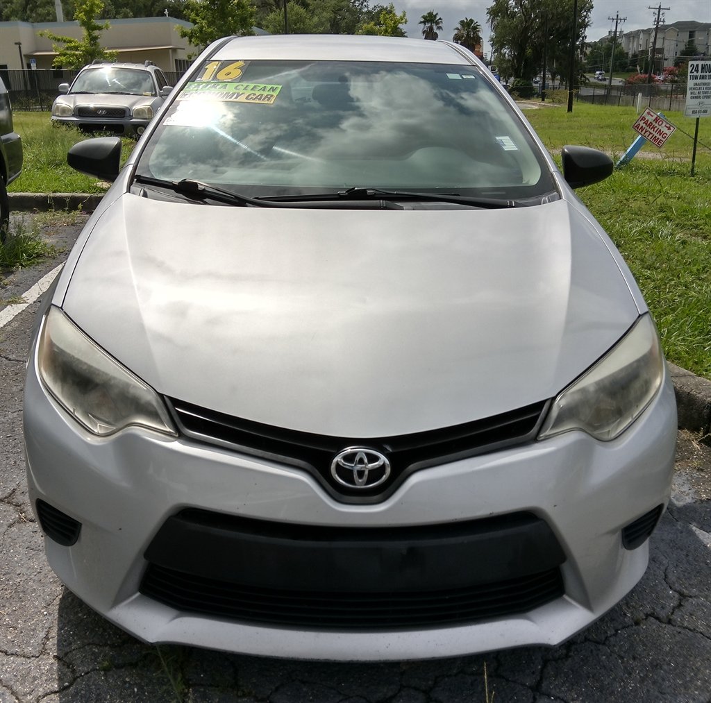 2016 Toyota Corolla - $9,450