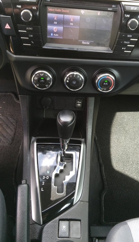 2016 Toyota Corolla - $9,450