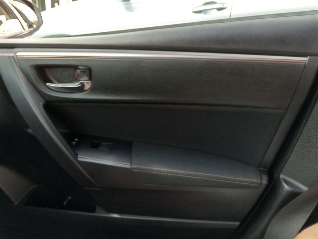 2014 Toyota Corolla - $8,950