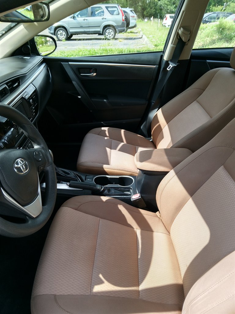 2014 Toyota Corolla - $8,950