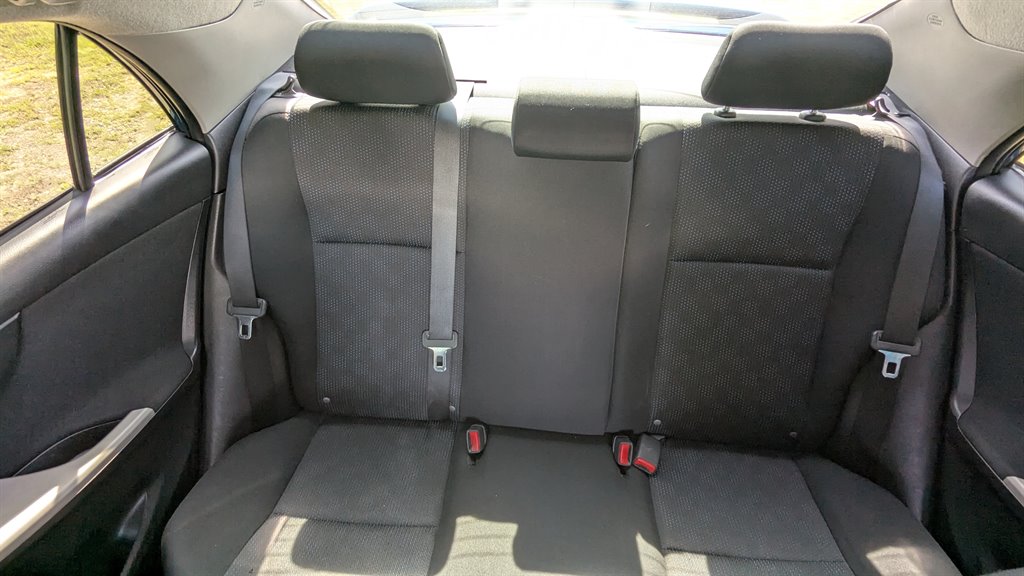 2010 Toyota Corolla photo