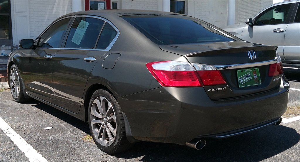 2015 Honda Accord - $11,450