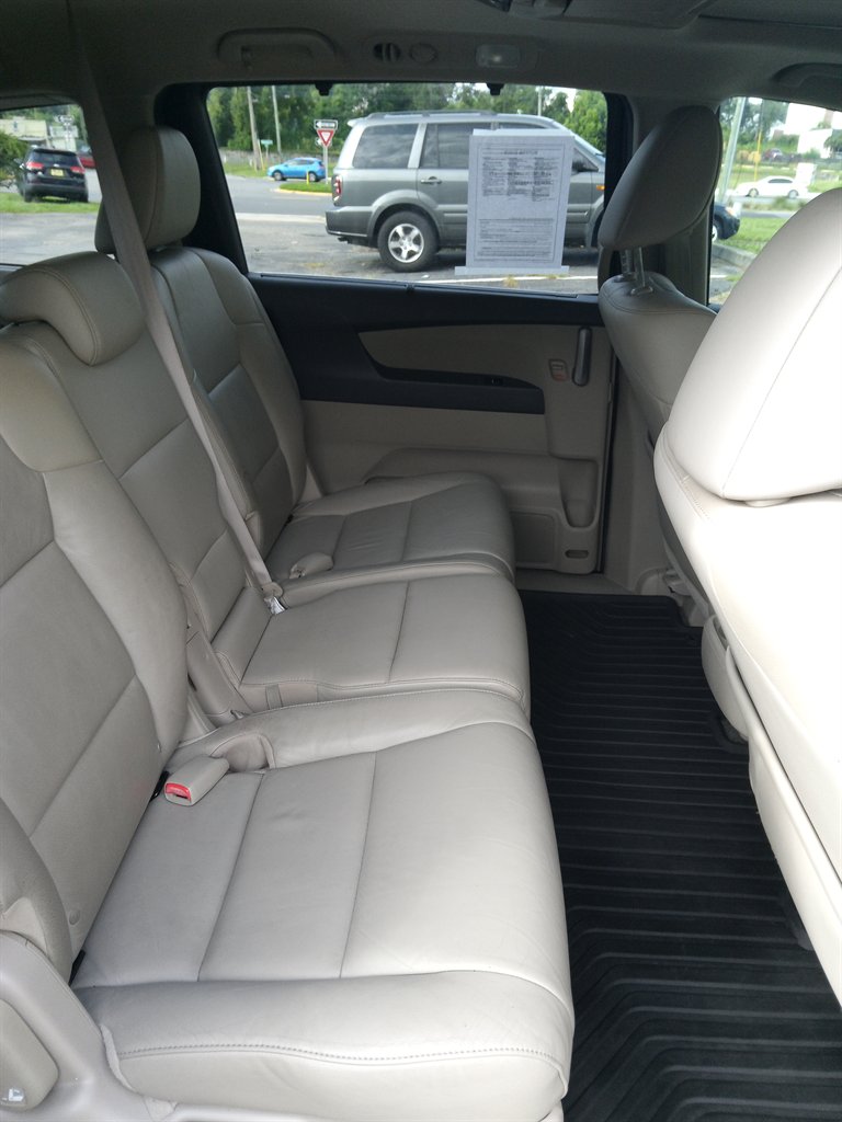 2013 Honda Odyssey - $12,400
