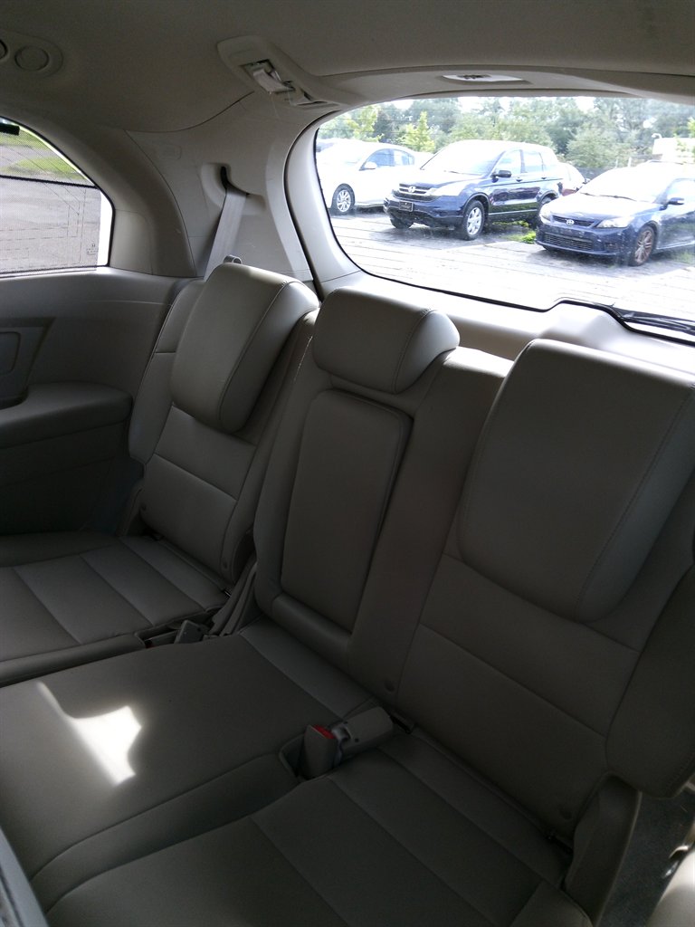 2013 Honda Odyssey - $12,400