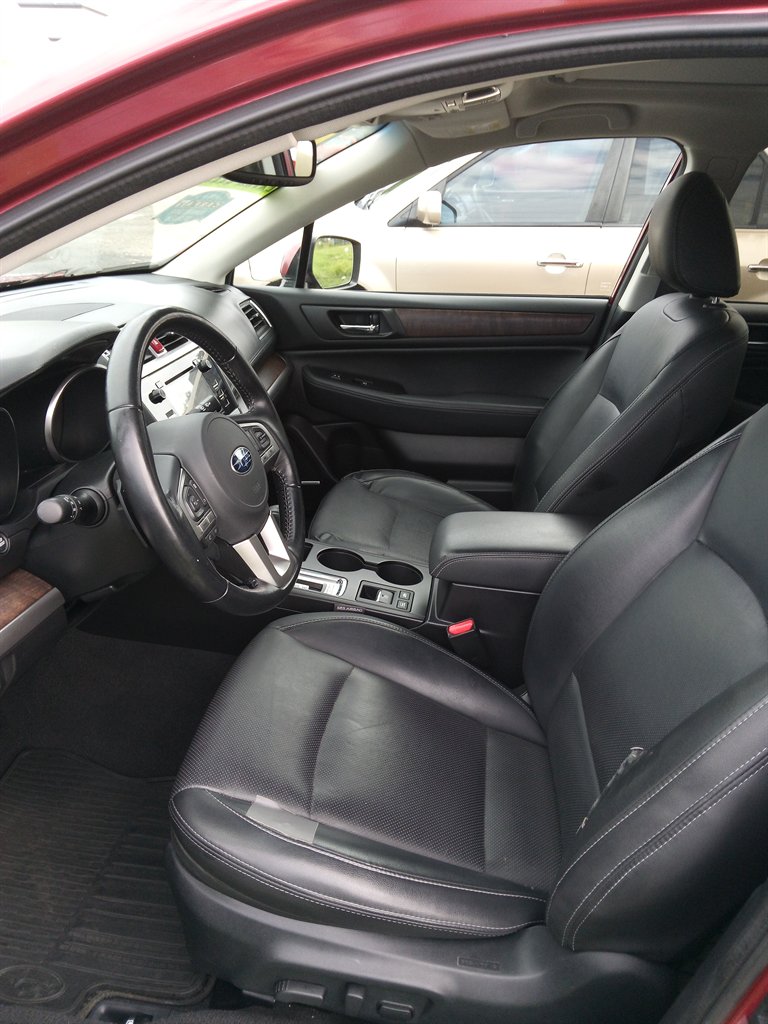 2016 Subaru Outback - $10,900
