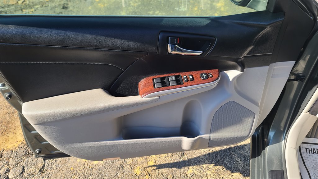 2013 Toyota Camry L photo