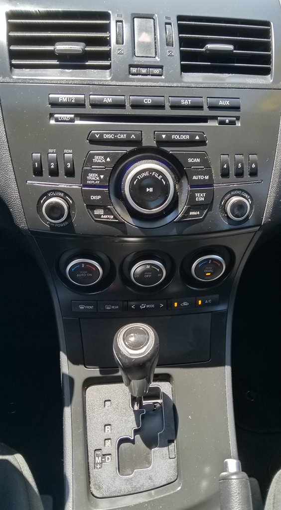 2013 MAZDA MAZDA3 - $7,950