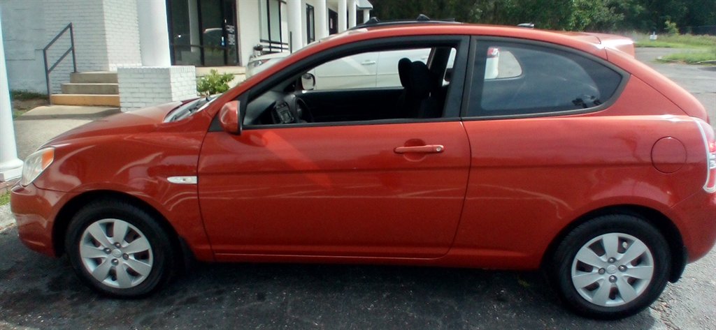 2011 Hyundai Accent - $7,450