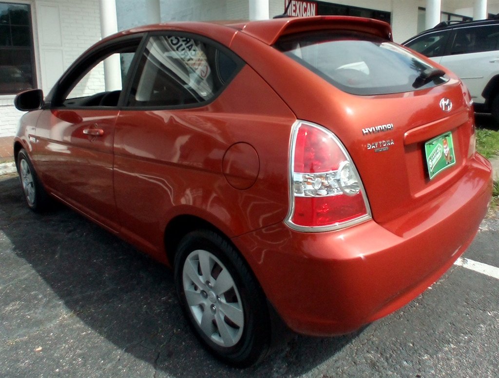 2011 Hyundai Accent - $7,450