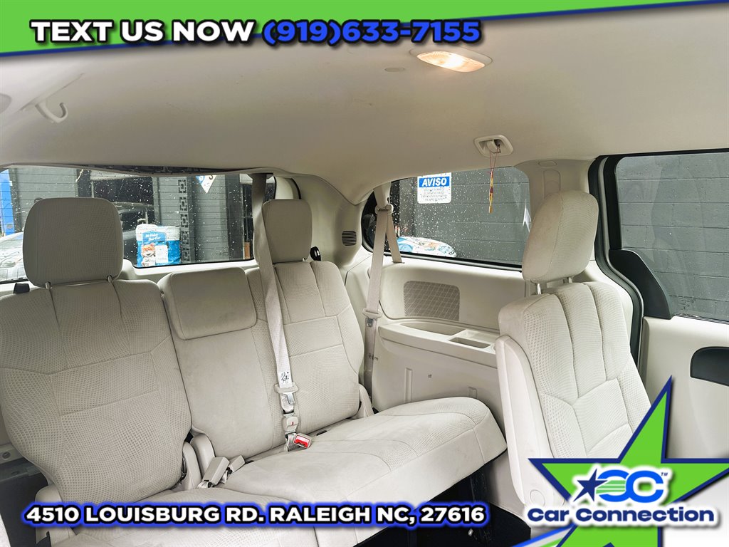2013 Dodge Grand Caravan SE photo