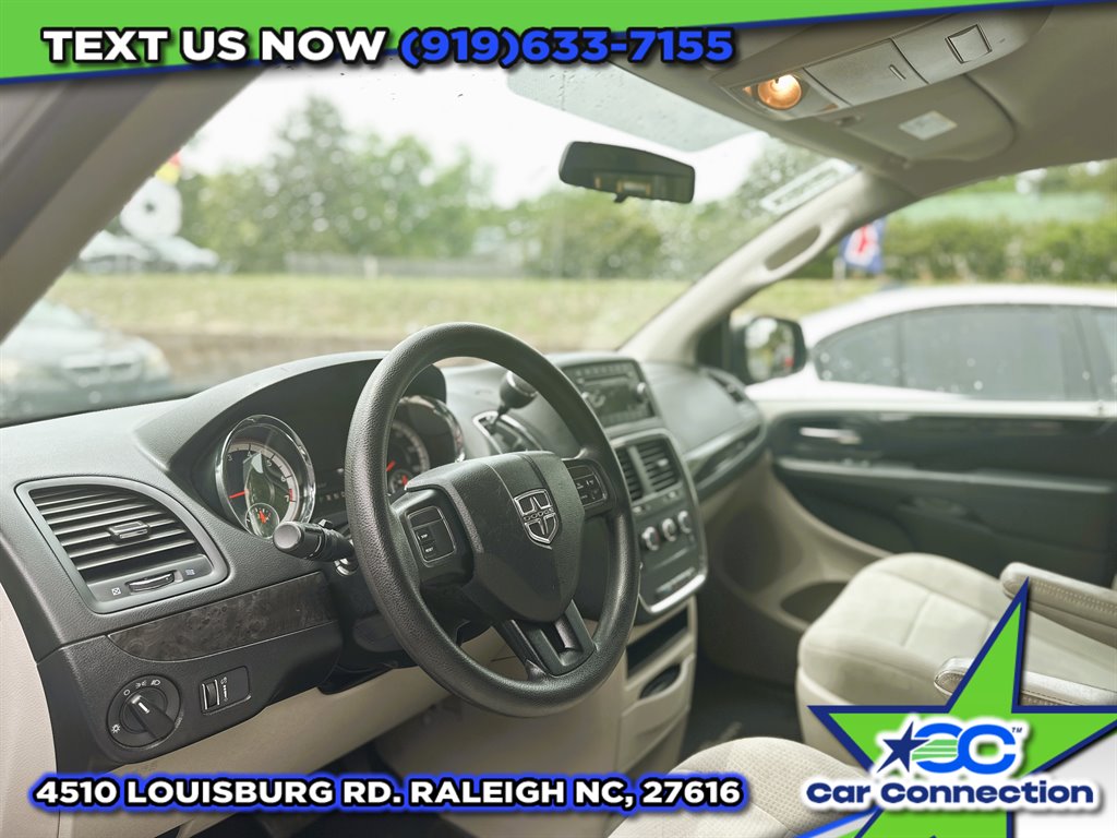 2013 Dodge Grand Caravan SE photo