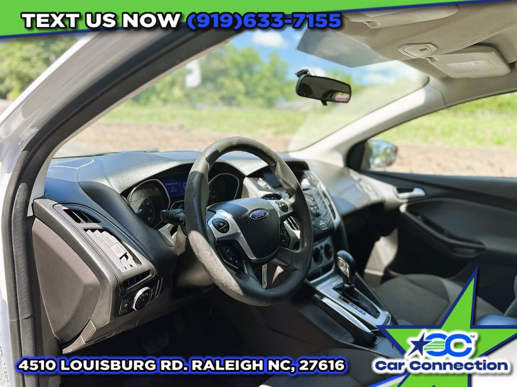 2013 Ford Focus SE photo