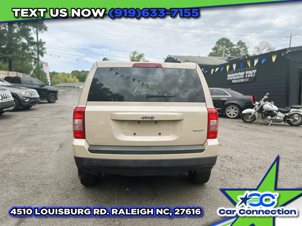 2017 Jeep Patriot Latitude photo