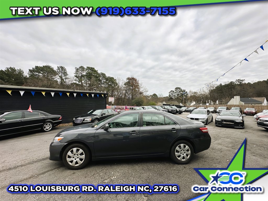 2011 Toyota Camry photo