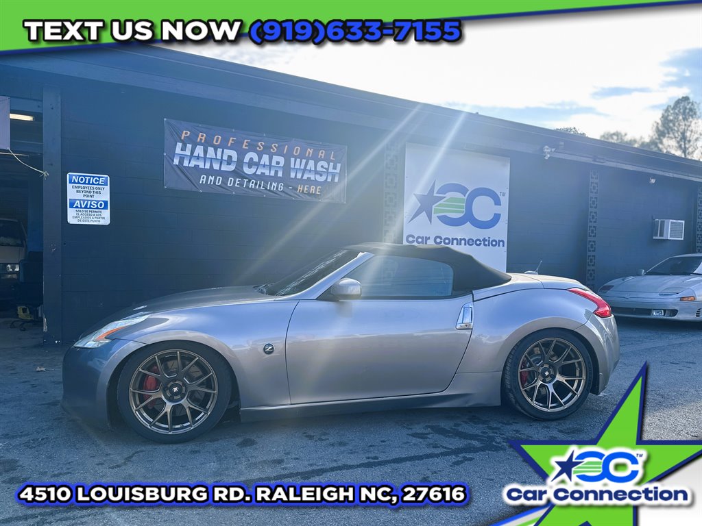 2010 Nissan 370Z Roadster photo