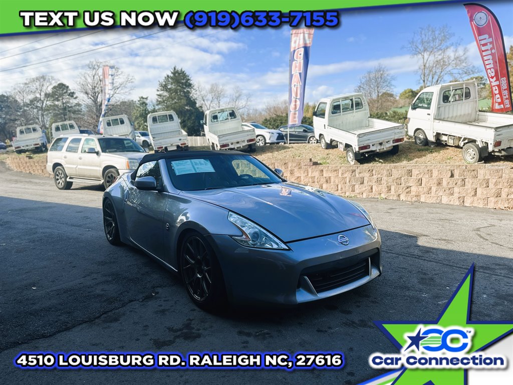 2010 Nissan 370Z Roadster photo