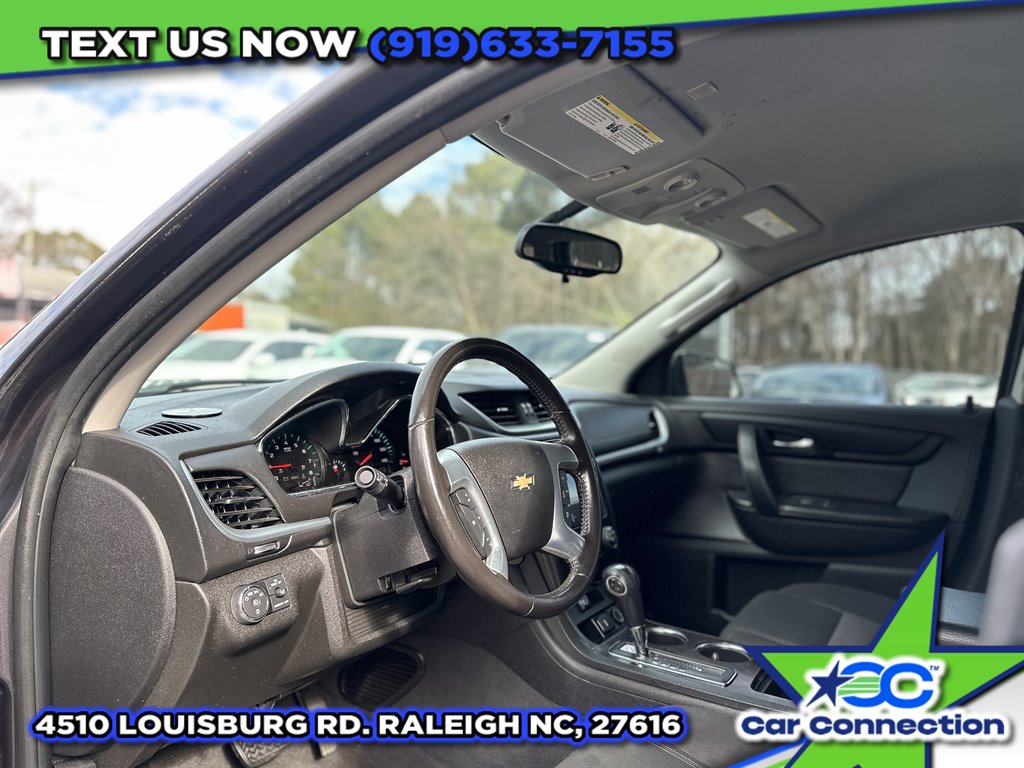 2016 Chevrolet Traverse LT photo