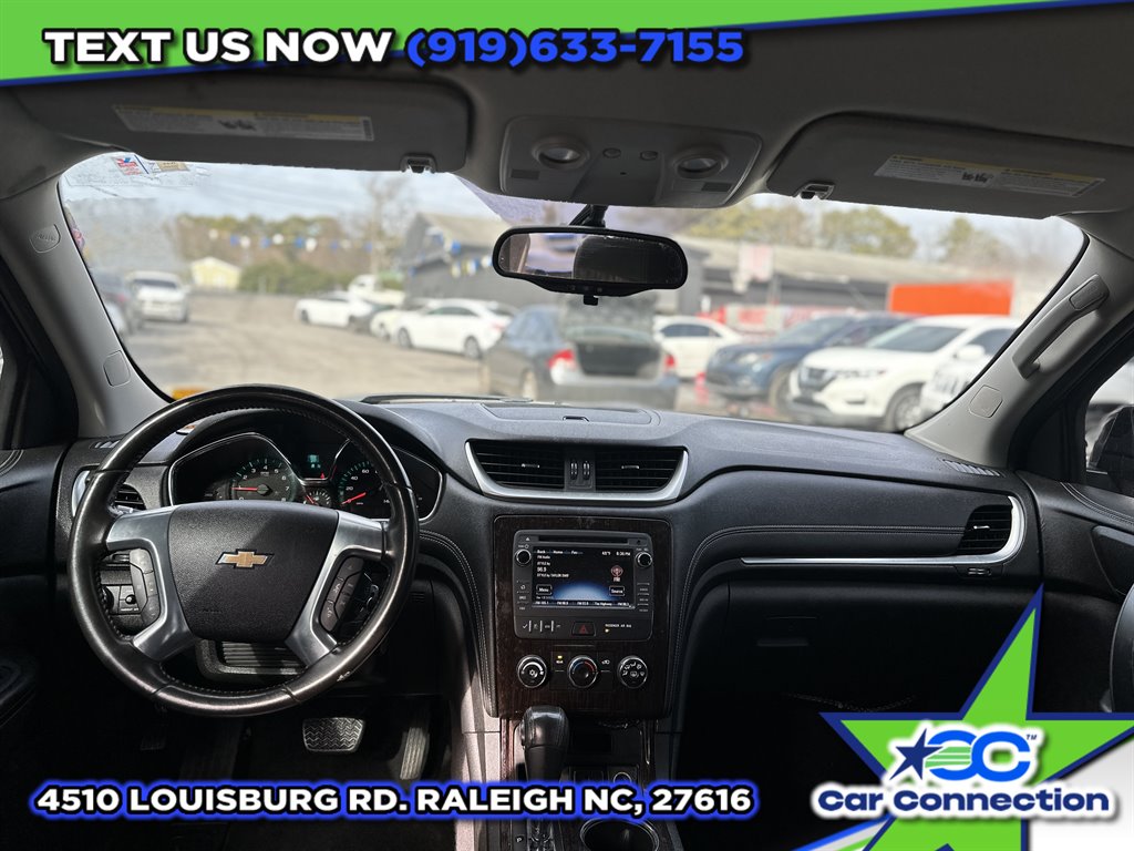 2016 Chevrolet Traverse LT photo