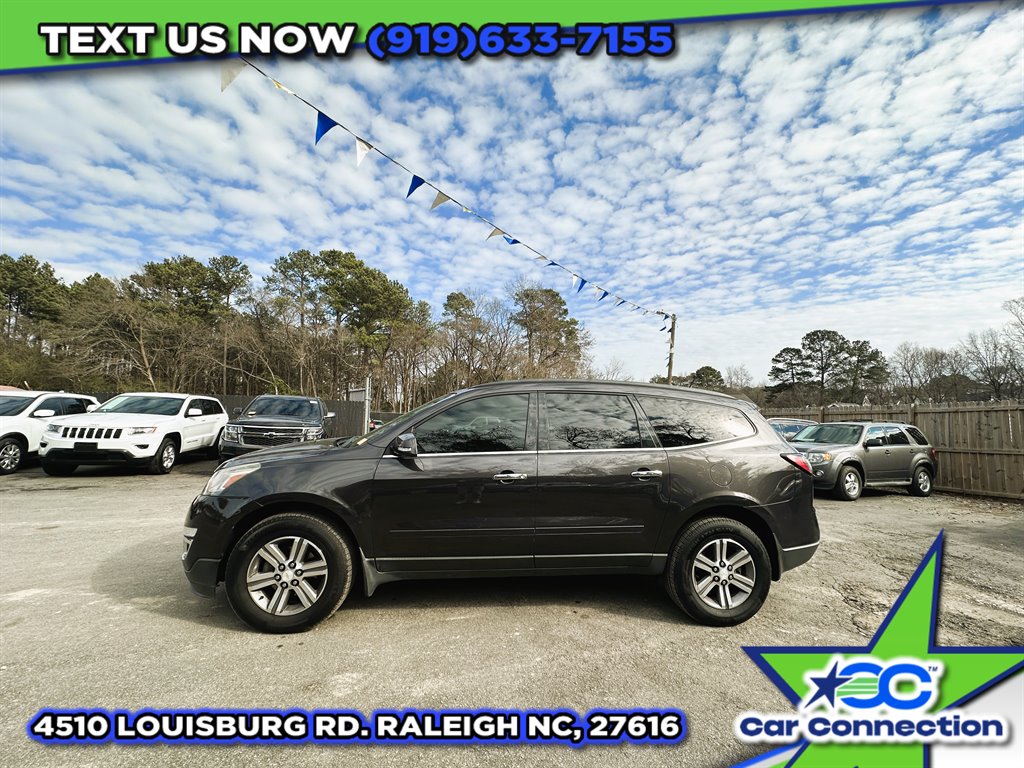 2016 Chevrolet Traverse LT photo