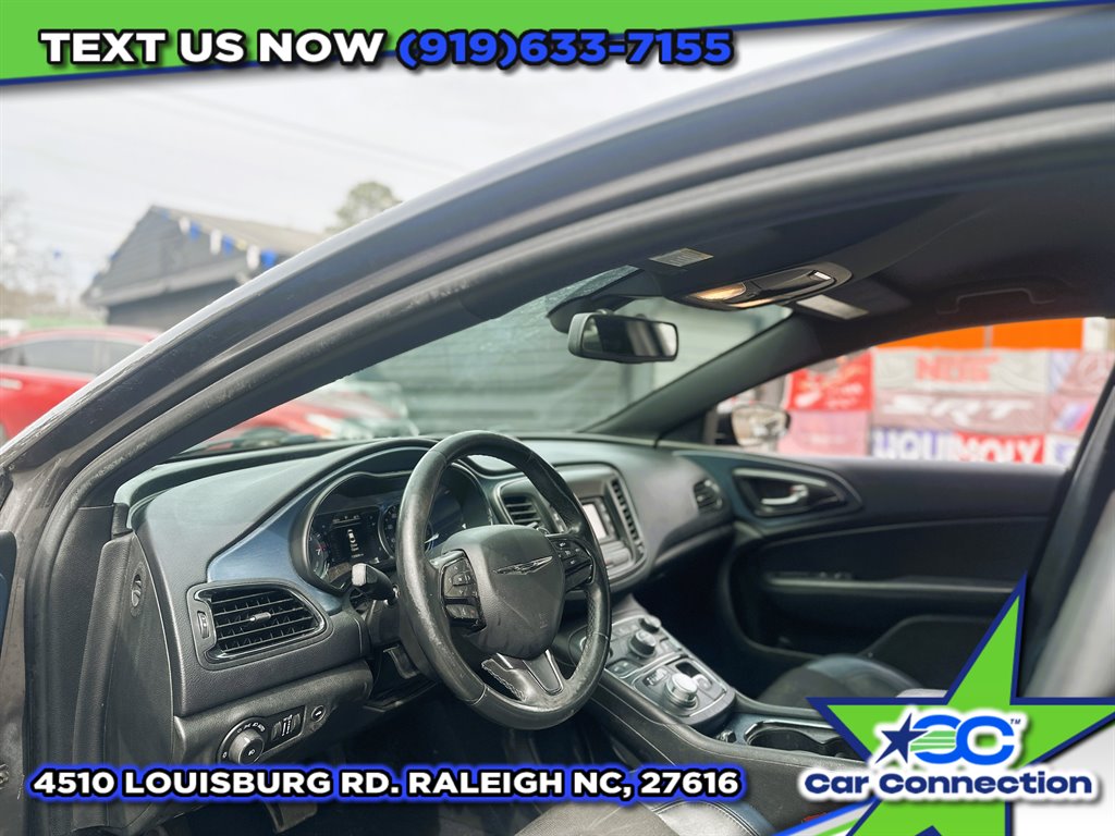 2015 Chrysler 200 S photo