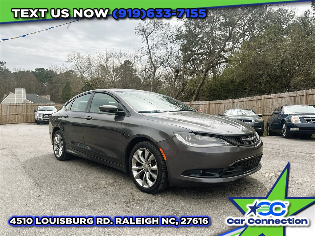 2015 Chrysler 200 S photo