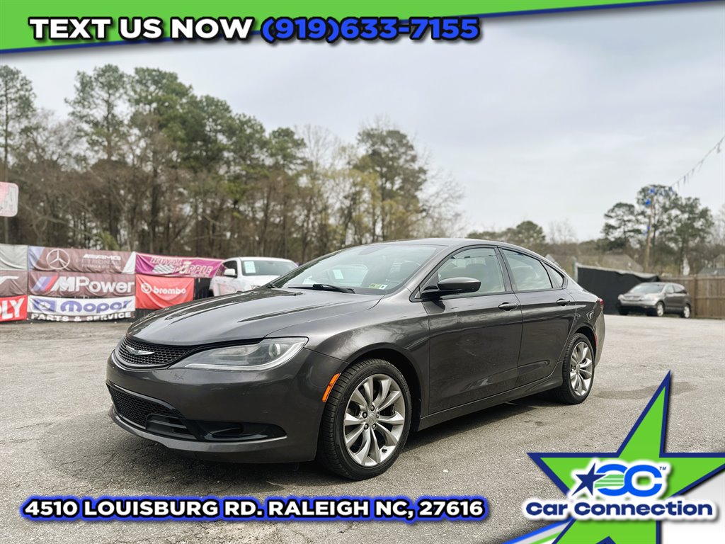 2015 Chrysler 200 S photo