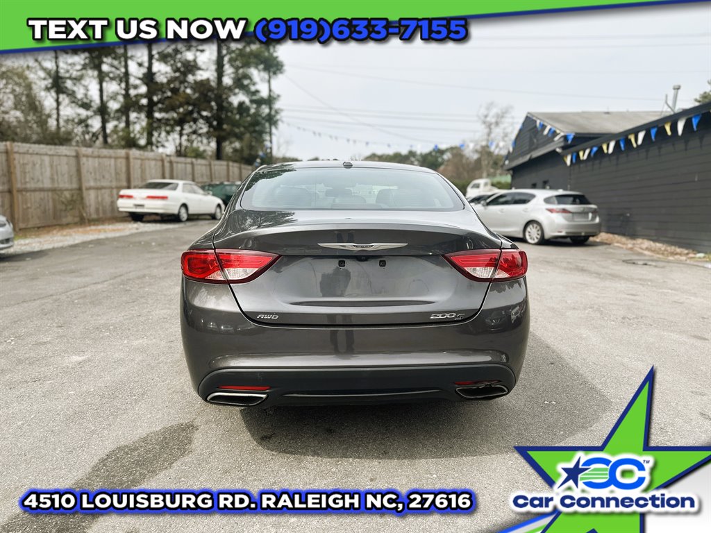 2015 Chrysler 200 S photo