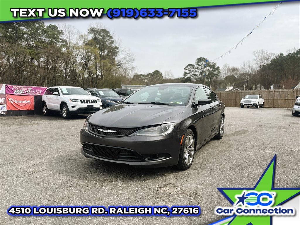 2015 Chrysler 200 S photo