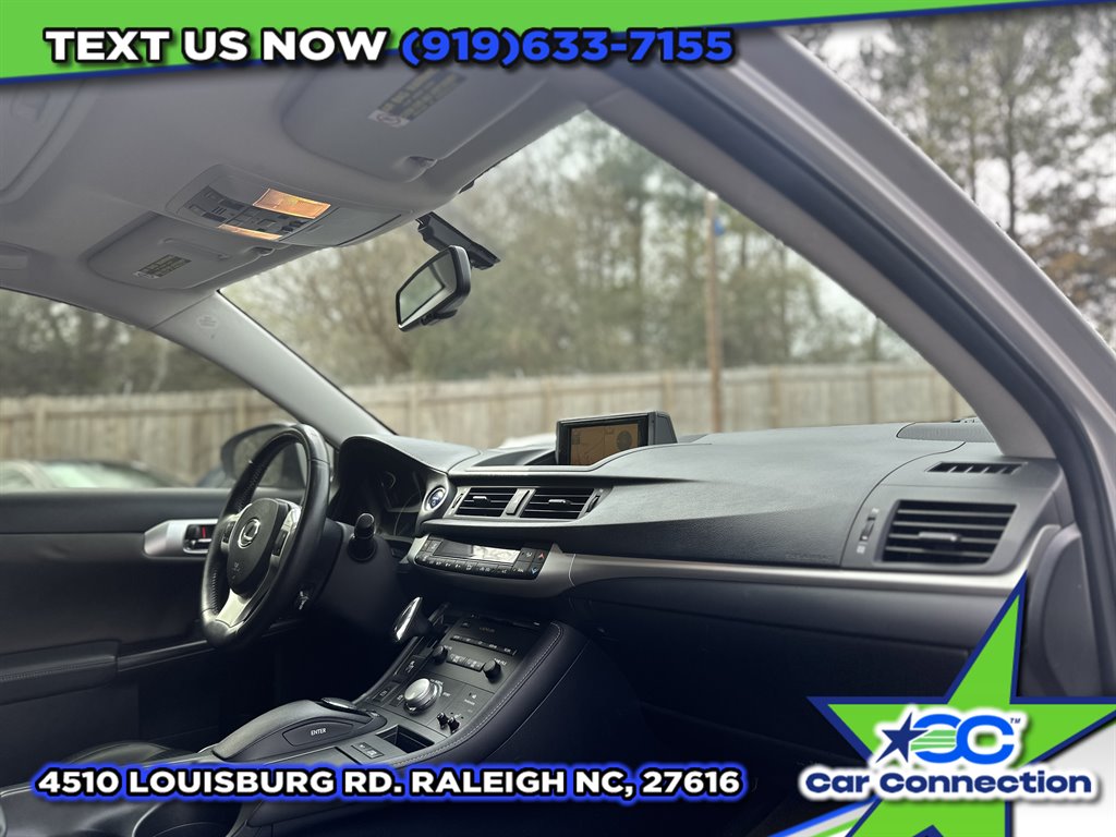 2012 Lexus CT 200h photo