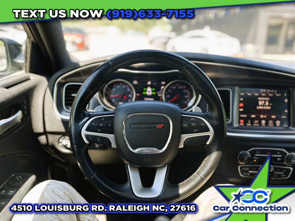 2015 Dodge Charger SXT photo