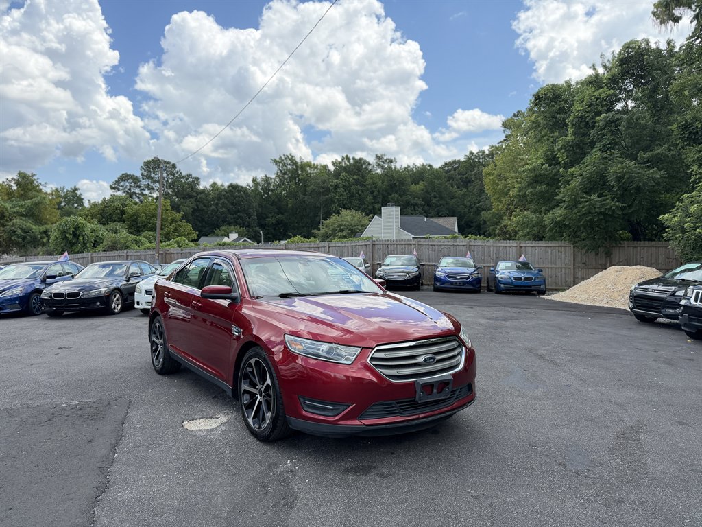 2016 Ford Taurus - $10,999