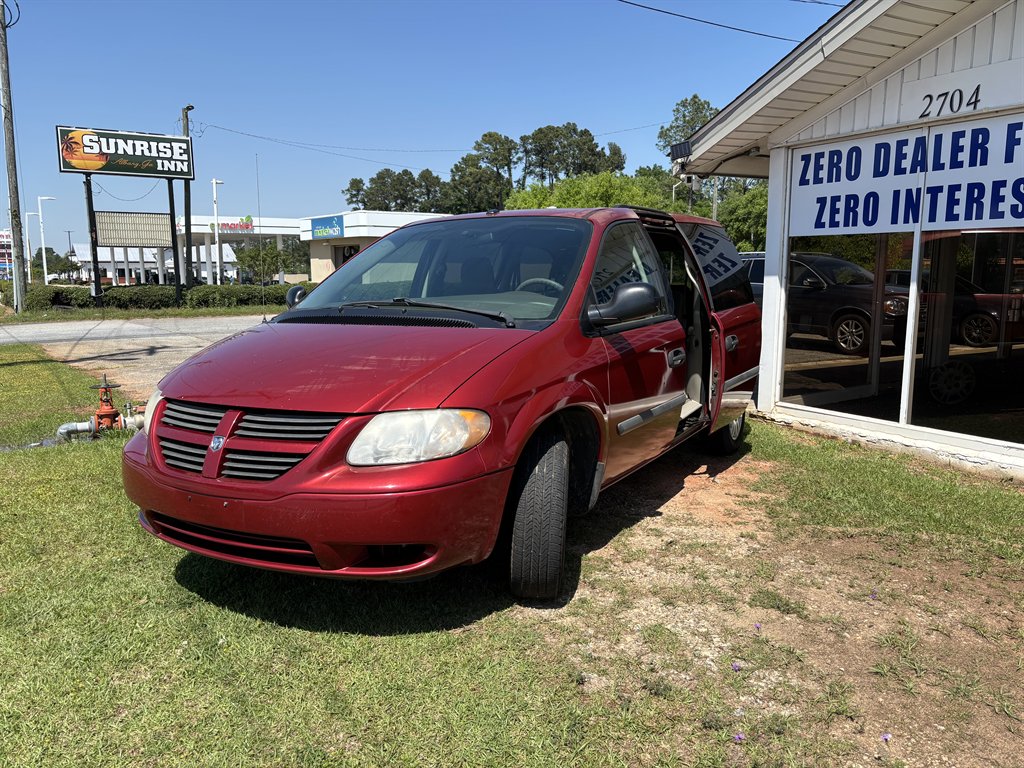 2006 Dodge Grand Caravan SE photo