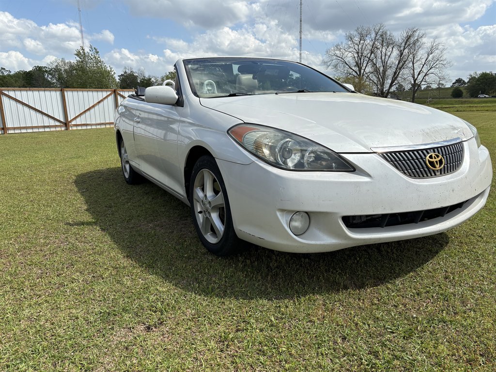 2005 Toyota Camry Solara SE V6 photo