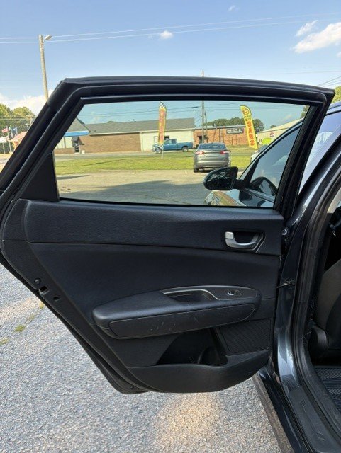 2020 Kia Optima - $8,500